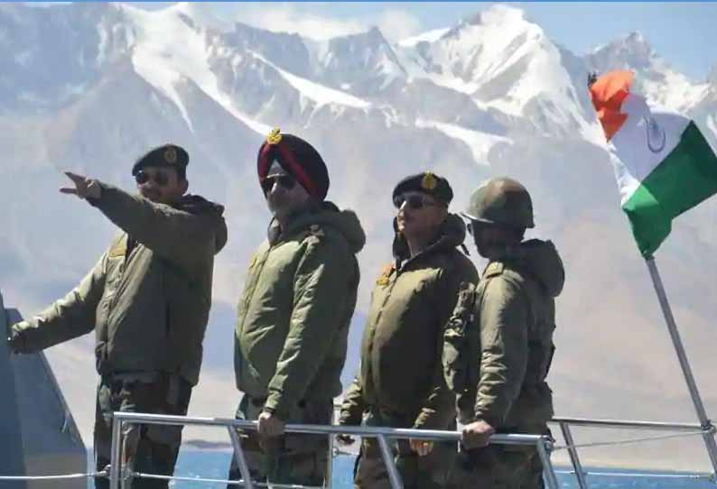 லடாக் ஏரியில் ரோந்து செல்ல, சீனாவுக்கு பதிலடி கொடுக்க அதிக சக்தி வாய்ந்த படகுகளை எல்லைக்கு இந்தியா அனுப்புகிறது