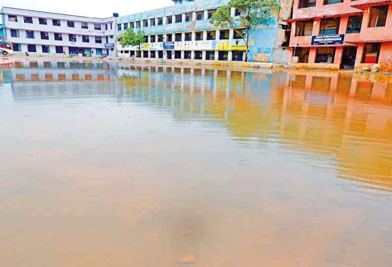 தமிழகத்தில் 20 மாவட்டங்களில் இன்று மழை பெய்ய வாய்ப்பு - வானிலை ஆய்வு மையம் தகவல்