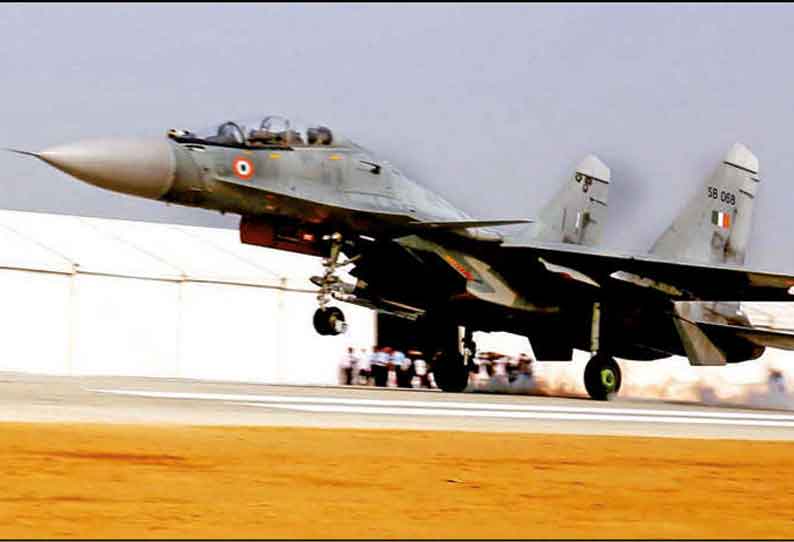 முப்படைக்கு ரூ.39 ஆயிரம் கோடியில் போர் தளவாடங்கள் - மத்திய அரசு ஒப்புதல்