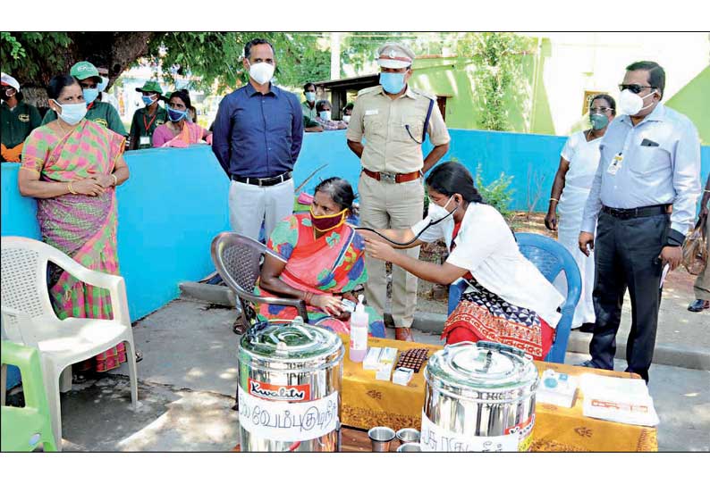 பர்கூர் அருகே, மாநில எல்லையில் சோதனைச்சாவடியில் கலெக்டர், போலீஸ் சூப்பிரண்டு ஆய்வு