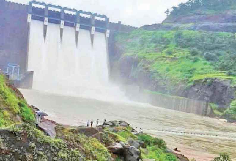 மும்பைக்கு குடிநீர் வழங்கும் ஏரிகளில் 23.43 சதவீதம் தண்ணீர் மட்டுமே இருப்பு நீர்ப்பிடிப்பு பகுதிகளில் போதிய மழை இல்லை