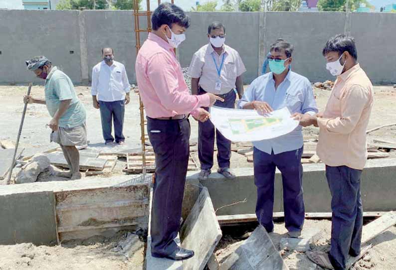 சேலம் பள்ளப்பட்டியில்   ரூ.5¾ கோடியில் அறிவியல் பூங்கா கட்டுமான பணிகள்   மாநகராட்சி ஆணையாளர் சதீஷ் ஆய்வு