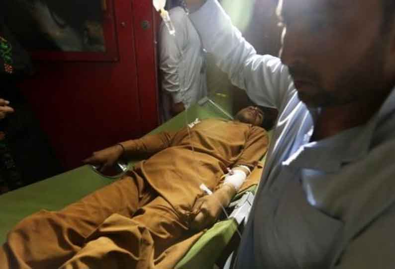 ஆப்கானிஸ்தானில் கார் வெடிகுண்டு தாக்குதலில் 17 பேர் பலி