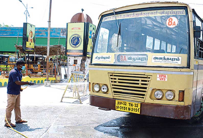 விழுப்புரம், கள்ளக்குறிச்சி மாவட்டத்தில் பஸ் போக்குவரத்து மீண்டும் தொடங்கியது