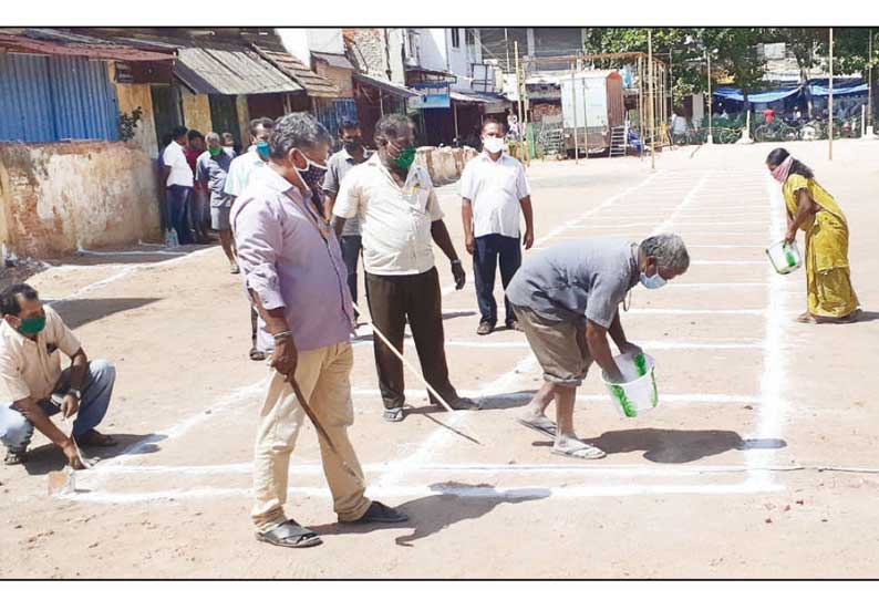 பெரிய மார்க்கெட்டில் இயங்கிவரும் 130 சிறு காய்கறி கடைகள் இன்று முதல் பழைய சிறைச்சாலைக்கு மாற்றம்