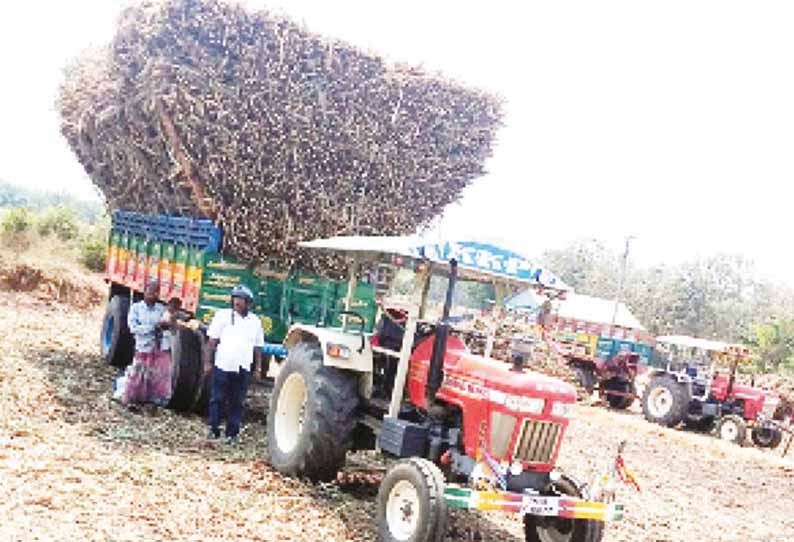 தனியார் சர்க்கரை ஆலைக்கு, கரும்பு ஏற்றிச்சென்ற டிராக்டர்களை தடுத்து நிறுத்திய அதிகாரிகள் - சேத்தியாத்தோப்பு அருகே பரபரப்பு