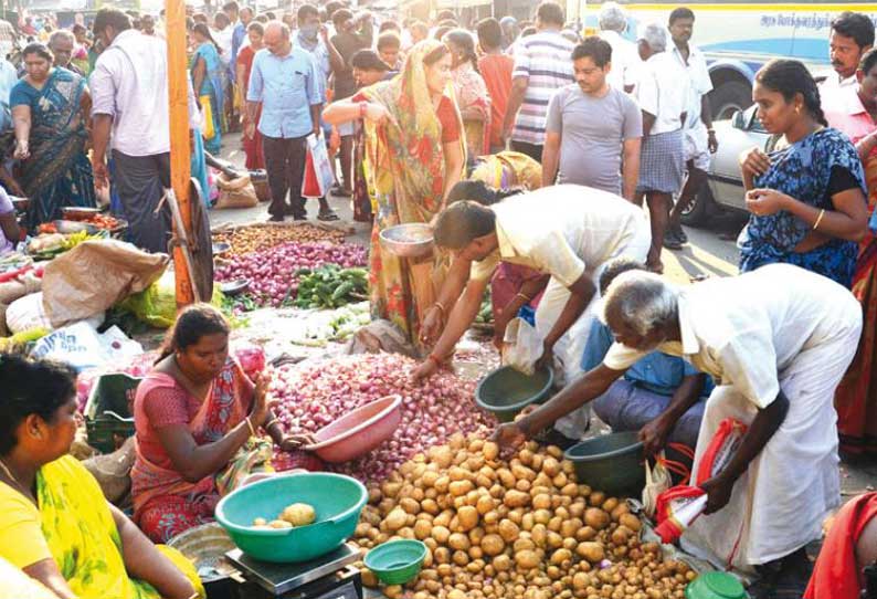 கரூர், குளித்தலையில் காய்கறிகள் விற்பனை மும்முரம்