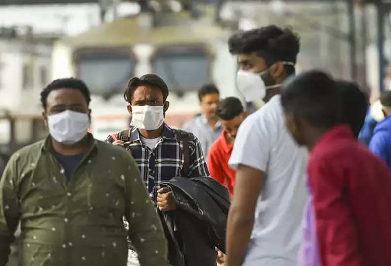 மேலும் 2 வாரங்கள் மக்கள் முன்னெச்சரிக்கையுடன் இருக்க வேண்டும் - சுகாதாரத்துறை மந்திரி ஸ்ரீராமுலு பேட்டி