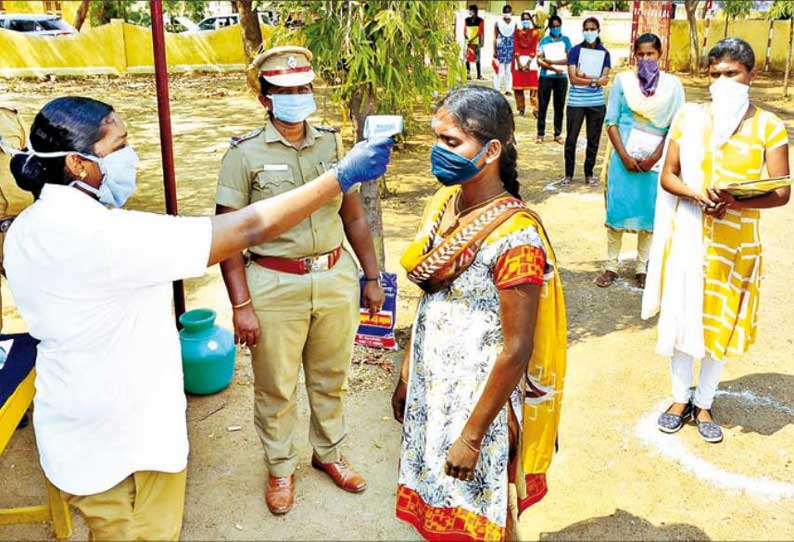 மதுரையில் புதிதாக தேர்வான ஆண், பெண் போலீசார் பணியில் சேர்ந்தனர்; கொரோனா பரிசோதனை நடத்தப்பட்டது