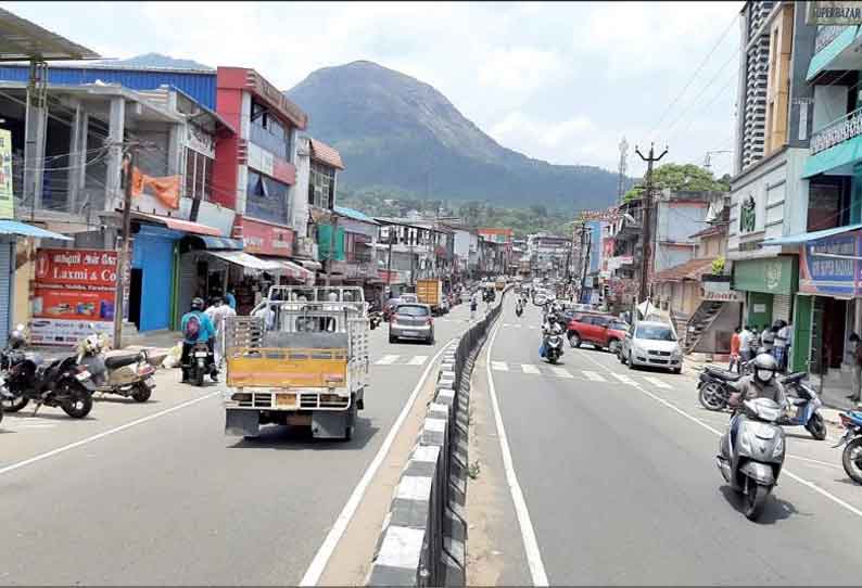 ஊரடங்கு கட்டுப்பாடுகளில் தளர்வு: கூடலூரில் வாகன போக்குவரத்து அதிகரிப்பு