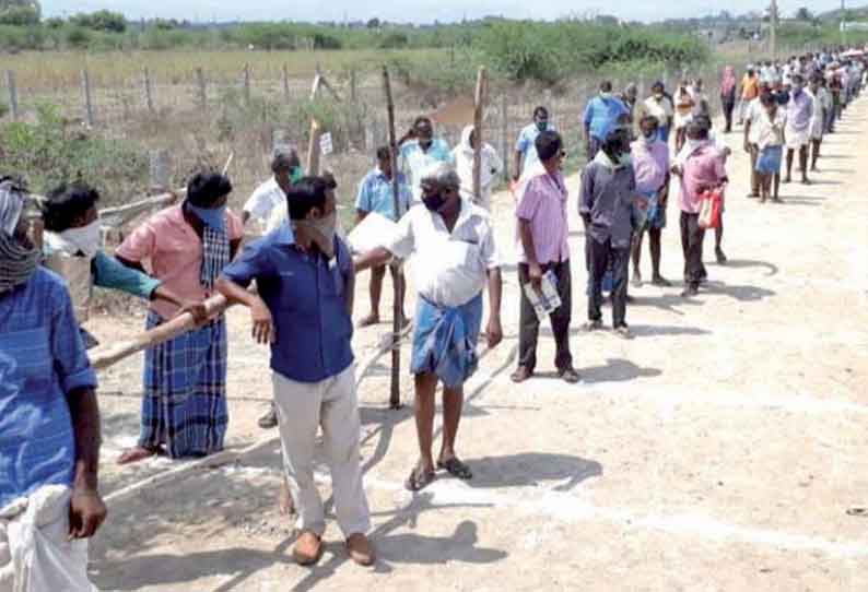தர்மபுரி மாவட்டத்தில் 54 மதுபானக்கடைகள் திறக்கப்பட்டன