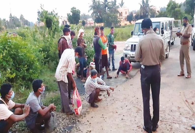 குமரியில் இருந்து மத்தியபிரதேசத்துக்கு தண்டவாளம் வழியாக செல்ல முயன்ற தொழிலாளர்கள் தடுத்து நிறுத்தி அதிகாரிகள் பேச்சுவார்த்தை