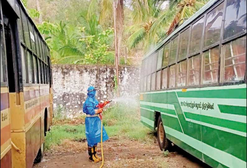 போக்குவரத்தை தொடங்க ஆயத்தப்பணிகள் தீவிரம்: தயார் நிலையில் அரசு பஸ்கள்