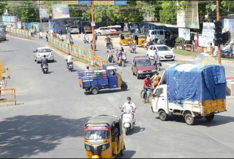 ஊரடங்கில் சில கட்டுப்பாடுகள் தளர்வு: ஈரோட்டில் வழக்கம்போல் இயங்க தொடங்கிய வாகனங்கள்