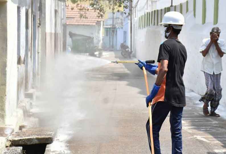 சேலம் மாநகரில், 62 நாட்களில் 9 லட்சம் லிட்டர் கிருமிநாசினி தெளிப்பு ஆணையாளர் சதீஷ் தகவல்