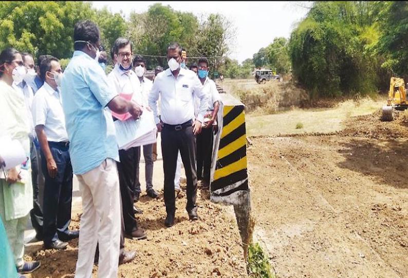 குடவாசல் அருகே ரூ.50 லட்சத்தில் கோணவாய்க்கால் தூர்வாரும் பணி சிறப்பு அதிகாரி ஆய்வு