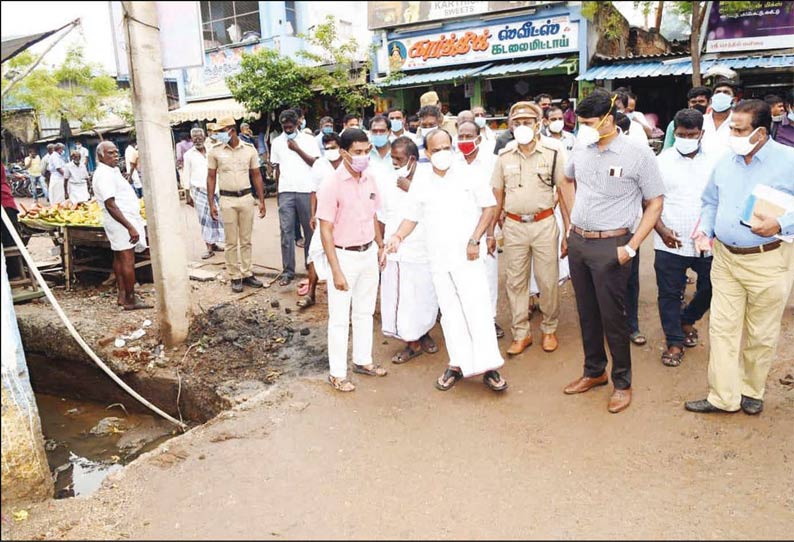 தீபாவளி பண்டிகைக்கு பிறகு கோவில்பட்டி தினசரி மார்க்கெட்டில் ஓடை ஆக்கிரமிப்புகள் அகற்றப்படும் - அமைச்சர் கடம்பூர் ராஜூ தகவல்