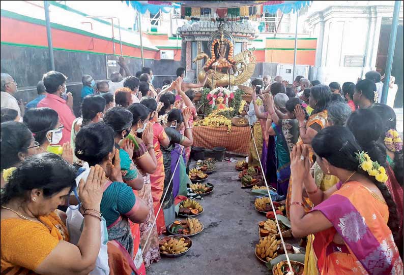தீபாவளி பண்டிகையையொட்டி கோவில்களில் கேதார கவுரியம்மன் விரத சிறப்பு வழிபாடு - திரளான பெண்கள் கலந்து கொண்டனர்