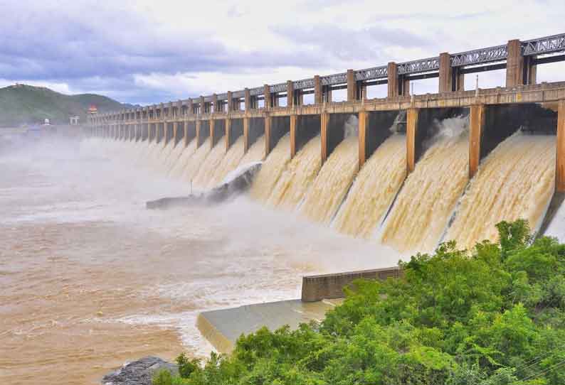 மேட்டூர் அணையில் இருந்து கால்வாய் பாசனத்துக்கு தண்ணீர் திறப்பு அதிகரிப்பு