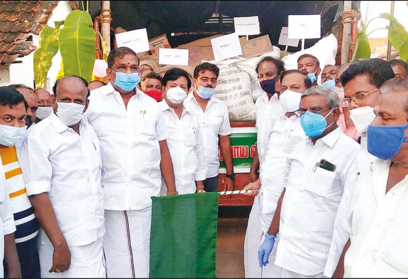 குமரி மாவட்டத்தில் வீடு வீடாக பொருட்கள் வழங்க 55 நடமாடும் ரேஷன் கடைகள் - தேரூர் விழாவில் தளவாய்சுந்தரம் தொடங்கி வைத்தார்