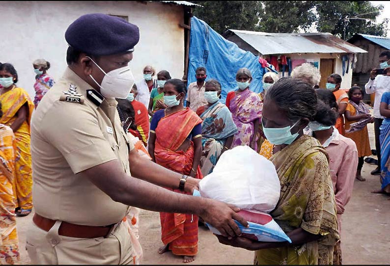 ‘பழங்குடியின மாணவ-மாணவிகள் படிப்பை பாதியில் நிறுத்தக்கூடாது’ போலீசார் கண்காணிக்க, டி.ஐ.ஜி. முத்துசாமி அறிவுரை