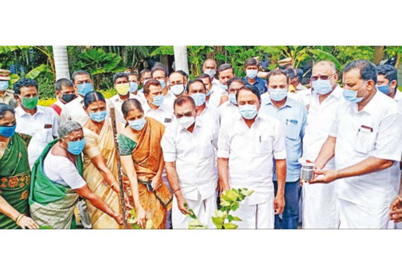 ‘அ.தி.மு.க. வழிகாட்டு குழுவில் இடம் பெறாதது மகிழ்ச்சி அளிக்கிறது’ - அமைச்சர் கே.ஏ.செங்கோட்டையன் பேட்டி