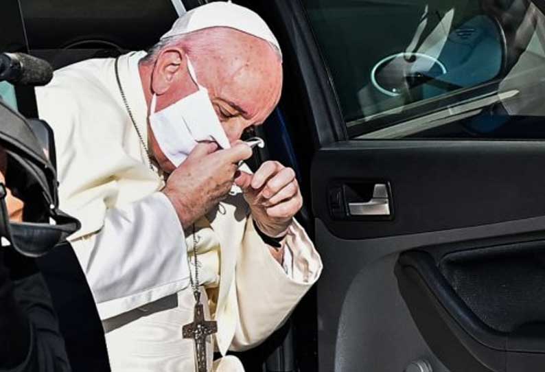 Pope Francis Sports A Face Mask For The First Time In Public || பொதுவெளியில்  முக கவசம் அணிந்து வந்த போப் ஆண்டவர்: கிருமிநாசினி பயன்படுத்தியும்  மக்களுக்கு ...