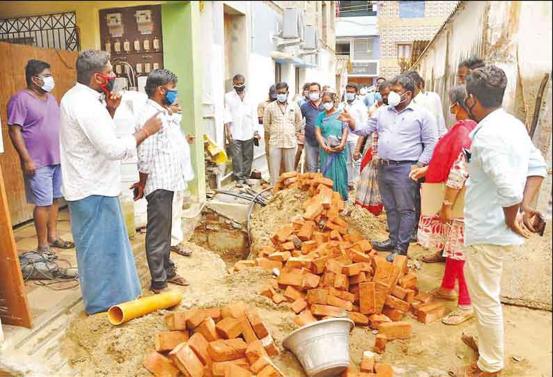 வேளாங்கண்ணியில் வளர்ச்சி பணிகளை கலெக்டர் பிரவீன் நாயர் ஆய்வு