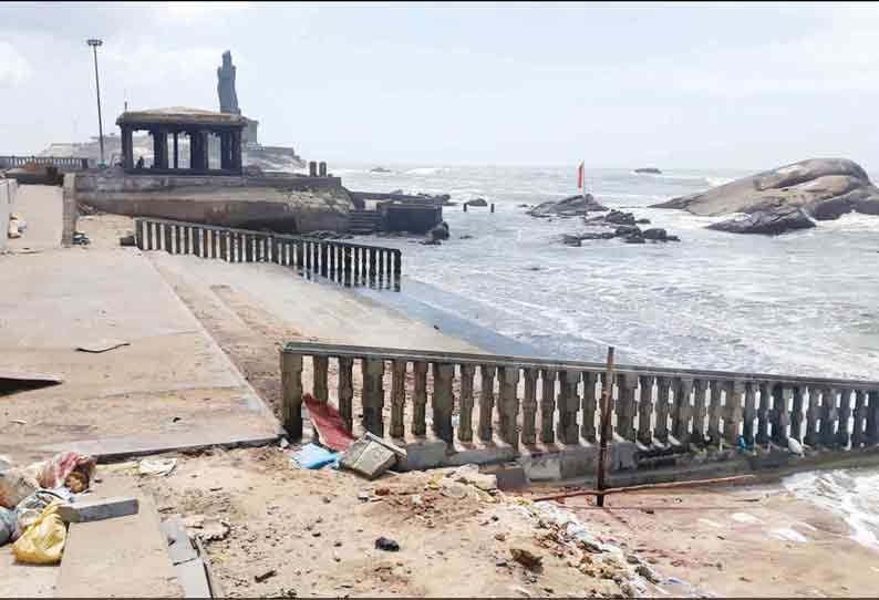 மகாளய அமாவாசைக்கு தர்ப்பணம் கொடுக்க தடை: கன்னியாகுமரி கடற்கரை வெறிச்சோடியது