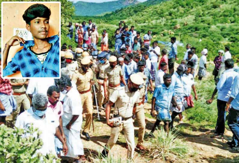 மதுரை அருகே, விசாரணைக்கு அழைத்துச் சென்ற கல்லூரி மாணவர் தூக்கில் தொங்கினார் - சப்-இன்ஸ்பெக்டர் உள்பட 4 போலீசார் மீது வழக்கு