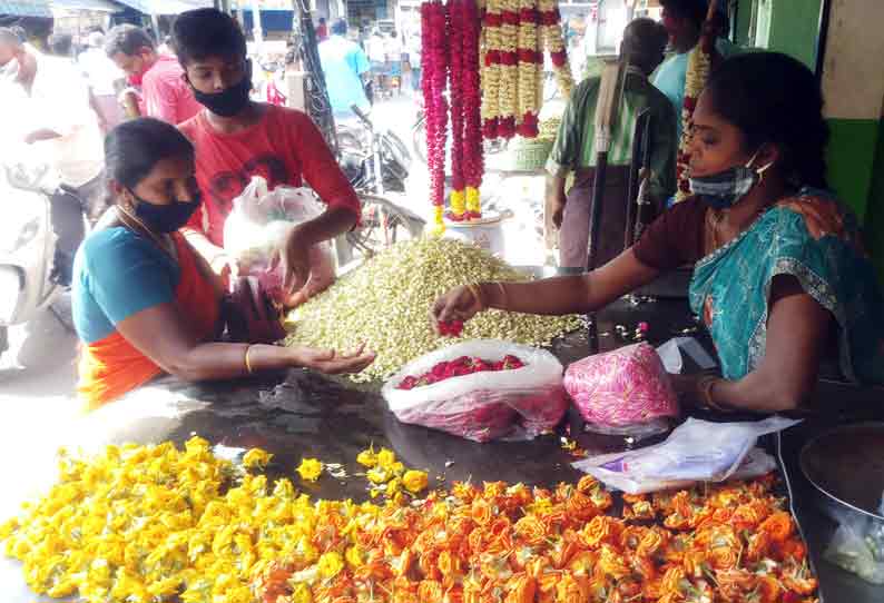 ஈரோட்டில் வரத்து குறைந்ததால் பூக்களின் விலை உயர்வு