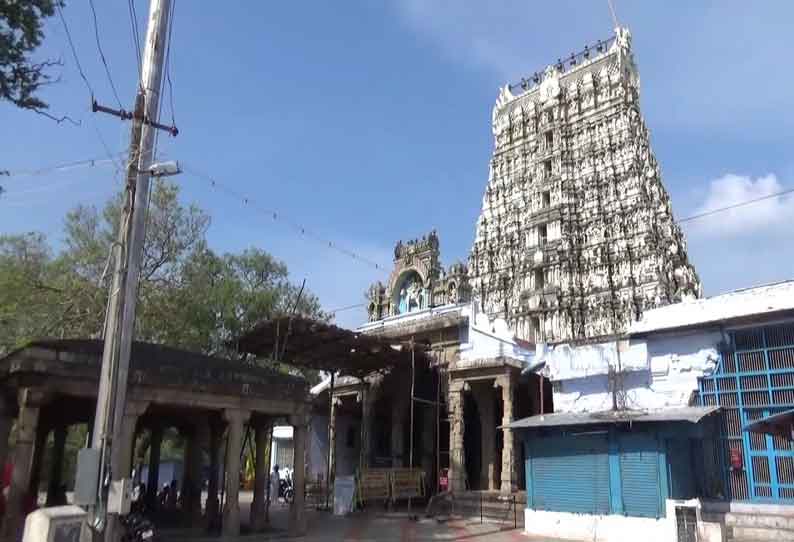 சித்திரை விசு திருவிழாவுக்கு தடை:  பாபநாசம் கோவில் பக்தர்கள் இன்றி வெறிச்சோடியது