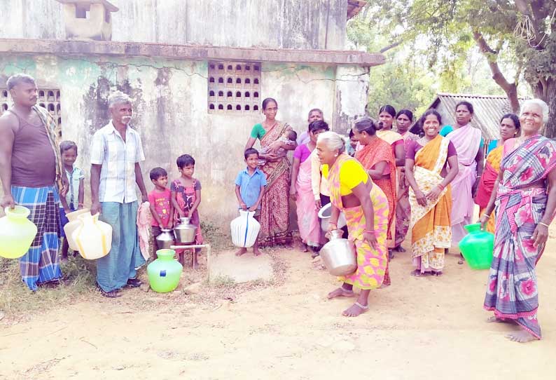 குழாயிடம் குடிநீர் கேட்டு பொதுமக்கள் நூதன போராட்டம்