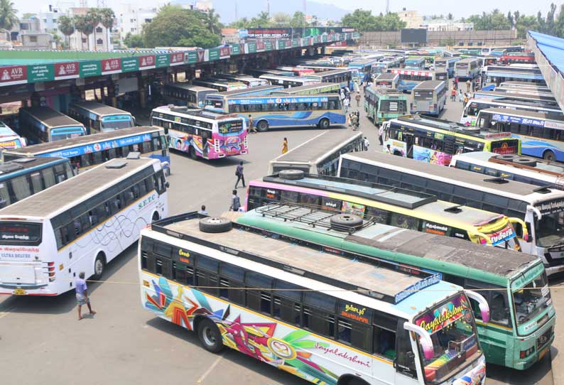 இரவு நேர ஊரடங்கு அறிவிப்பால் சேலத்தில் இருந்து அதிகாலையில் வெளியூர்களுக்கு பஸ்கள் இயக்கம்