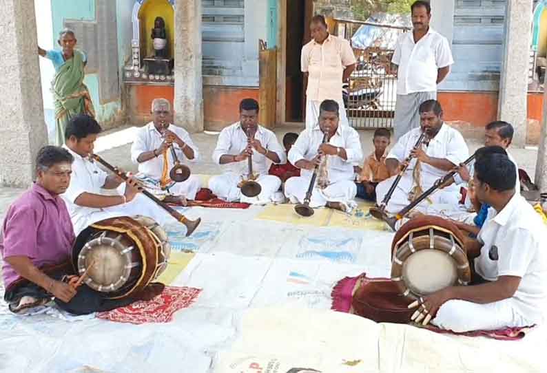 மாதம் ரூ.5 ஆயிரம் நிவாரணம் வழங்க வேண்டும்