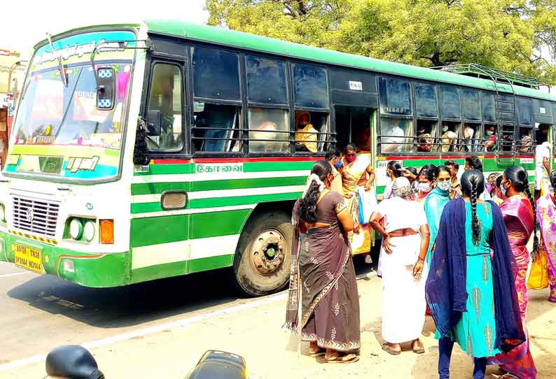 மடத்துக்குளத்தில்  பஸ் நிலையத்திற்குள் வராமல்  செல்லும் அரசு பஸ்கள்