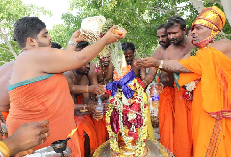 கிருஷ்ணகிரி அவதானப்பட்டி மாரியம்மன், காளியம்மன் கோவில் கும்பாபிஷேக விழா