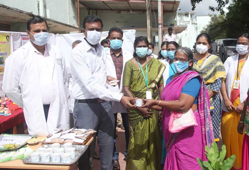 இயற்கை உணவுகளை சாப்பிட்டு நோய் எதிர்ப்பு சக்தியை அதிகரிக்க வேண்டும்