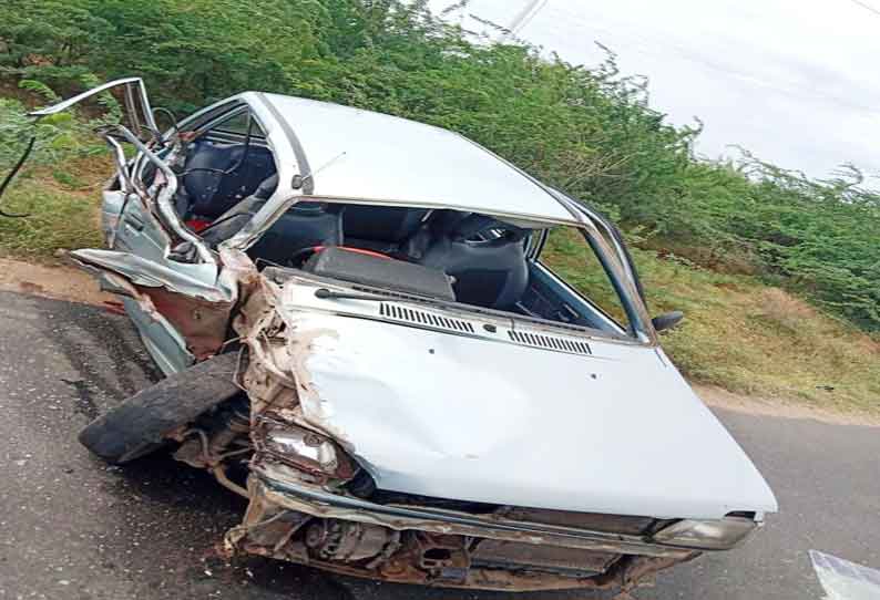 கூடங்குளம் அருகே லோடு ஆட்டோ-கார் மோதல்; அண்ணன், தம்பி பலி