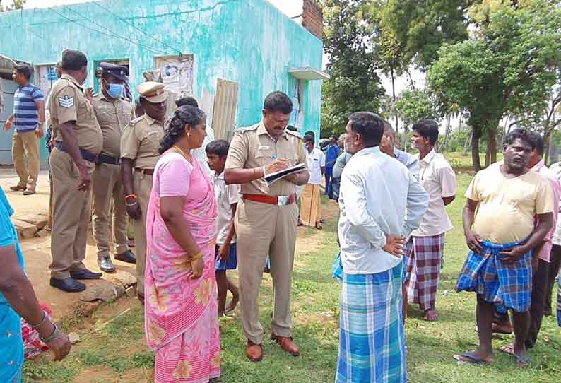 சித்தியின் தலையில் அம்மிக்கல்லை போட்டு கொலை செய்த கட்டிட மேஸ்திரி