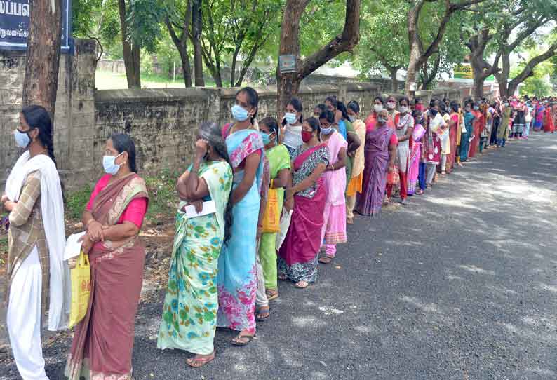 ஒரே நாளில் 3 ஆயிரம் பேருக்கு கொரோனா தடுப்பூசி