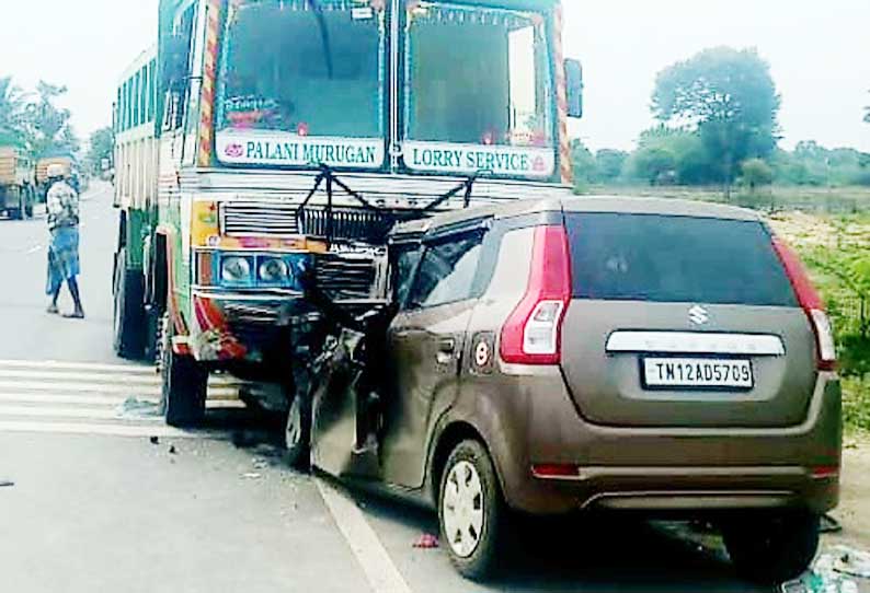 டயர் வெடித்ததில் பால்வேன்- லாரி மீது கார் மோதல்; தம்பதி உள்பட 5 பேர் படுகாயம்