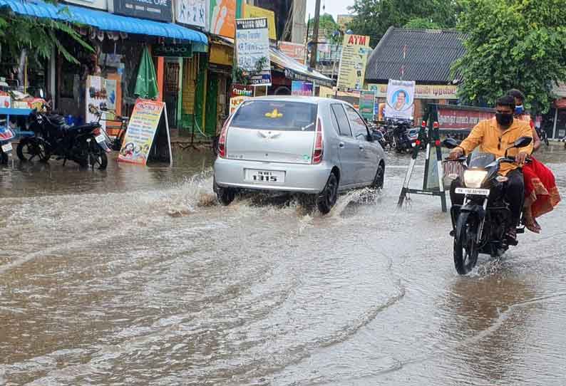 திருவாரூரில் பலத்த மழை