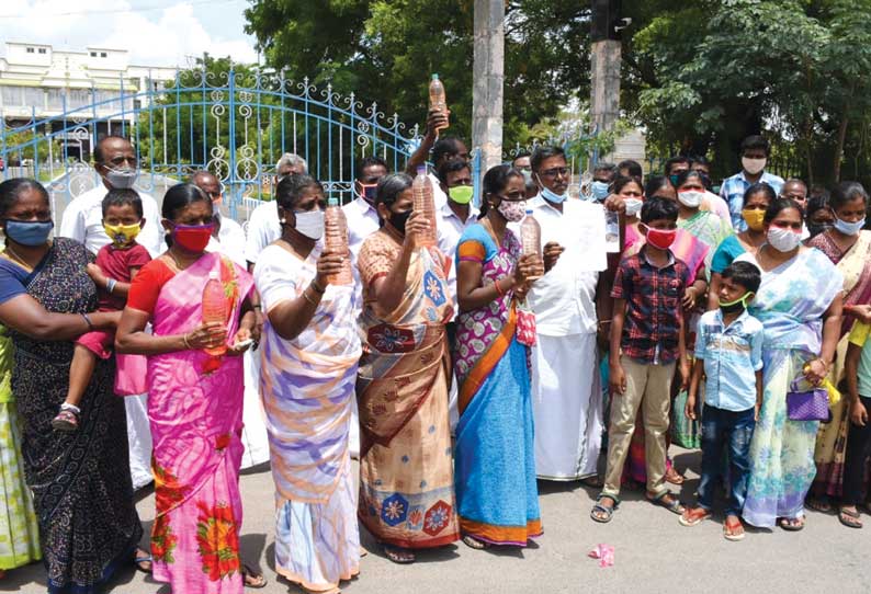 சாயப்பட்டறையிலிருந்து வரும் கழிவுநீரால் நிலத்தடி நீர் மாசு