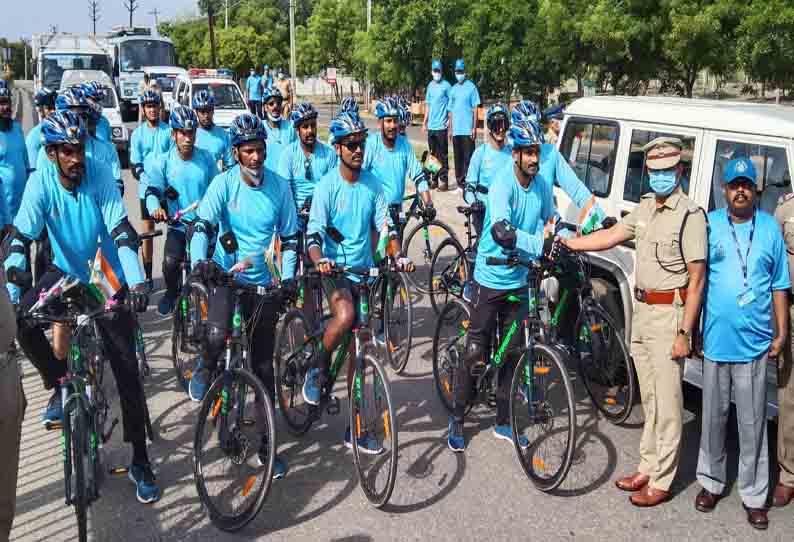 போலீசாரின் சைக்கிள் பேரணிக்கு விருதுநகரில் வரவேற்பு