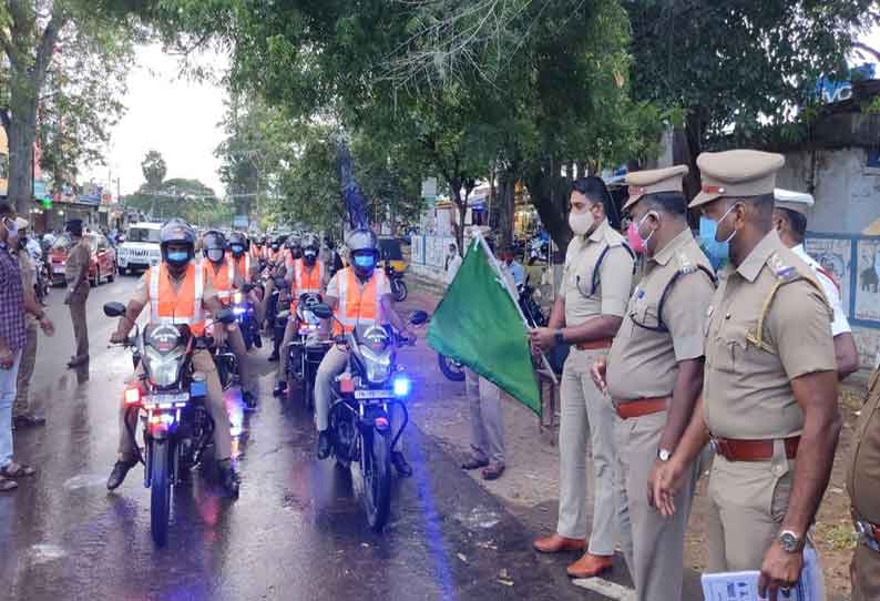 தென்காசி மாவட்ட போலீஸ் நிலையங்களுக்கு ரோந்து வாகனங்கள்