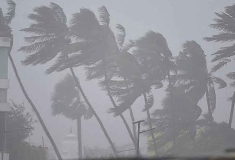 பொதுமக்களை தங்கவைக்க பள்ளிகள் தயார்