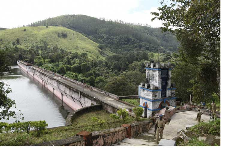 முல்லைப்பெரியாறு அணையில் இருந்து கேரளாவுக்கு உபரிநீர் திறப்பு அதிகரிப்பு