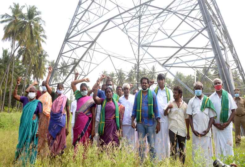 உயர்மின் கோபுரம் அமைக்கப்பட்டு உள்ள இடத்தில் விவசாயிகள் குடியேறும் போராட்டம்