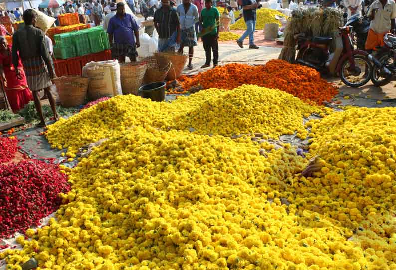 பூக்கள் விலை தொடர்ந்து உயர்வு